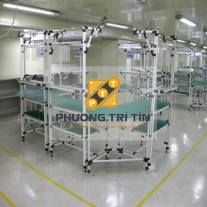 bàn thao tác ống thép bọc nhựa